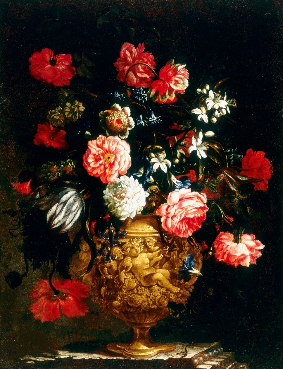 Præget vase med blomster, af en anonym maler af Unknown