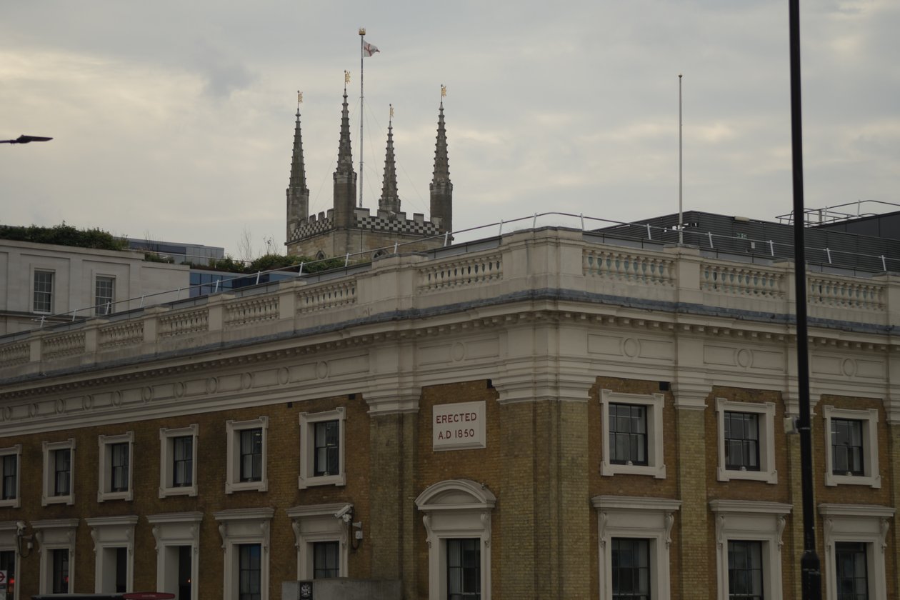 London Bridge over Themsen i hjertet af London af Albert Mansour