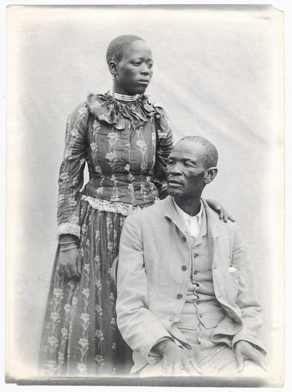 Khama og hans kone, ca. 1910 (platintryk) af A. E. Hargreave