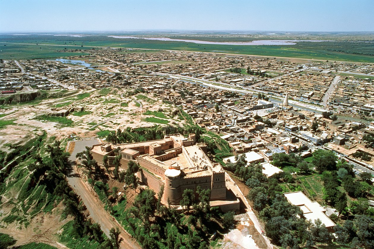 Luftfoto af byen, restaureret af Achaemeniderne efter dens ødelæggelse af assyrerne i 640 f.Kr. af Achaemenid