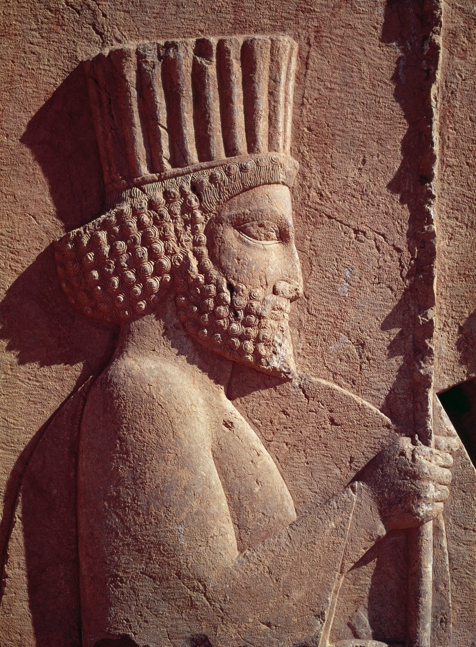 Detalje af en persisk soldat, fra relieffrisen på den østlige trappe til Apadana (Audience Hall) Achaemenian periode, ca. 515 f.Kr. (kalksten) af Achaemenid