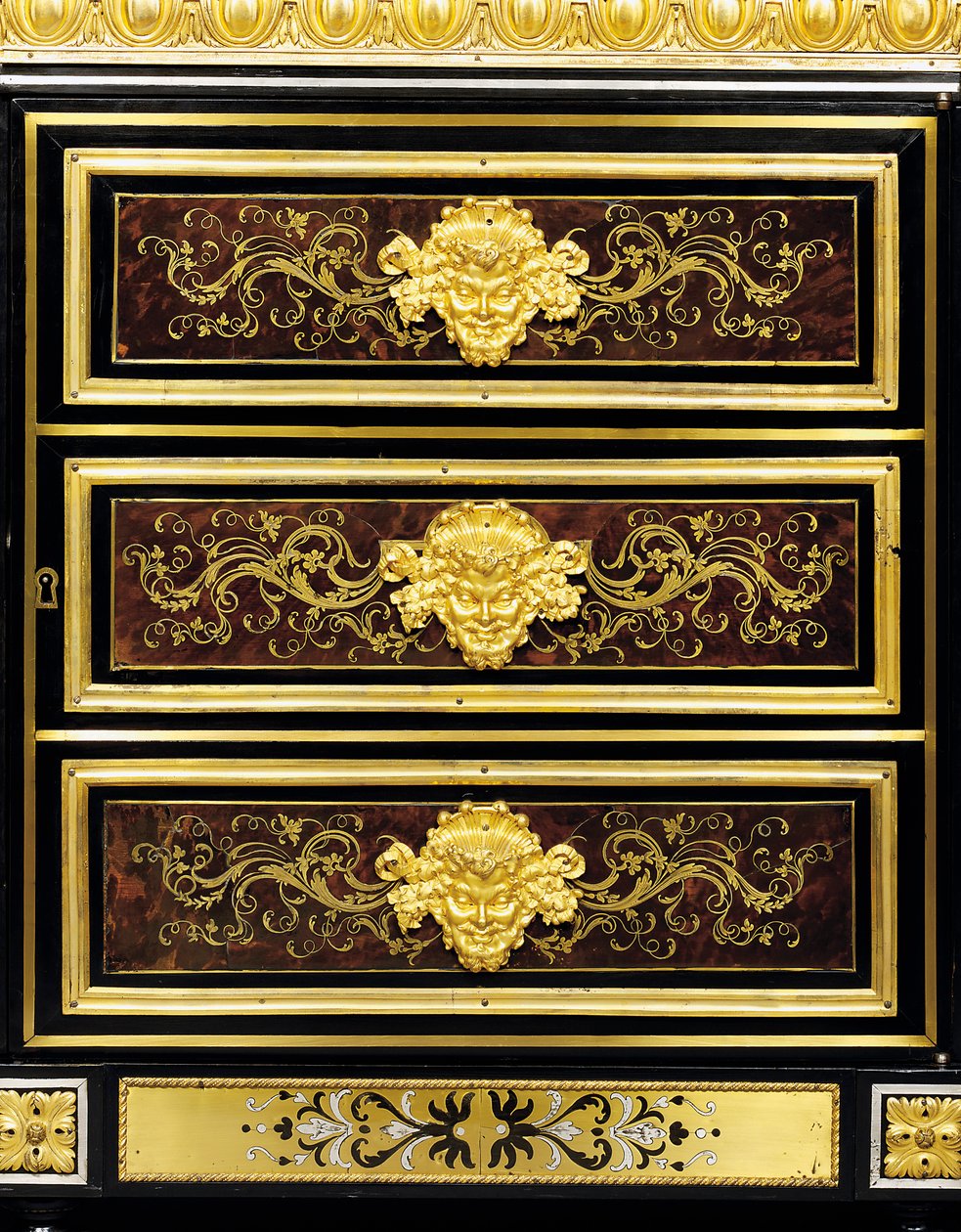 Detalje af et Late Louis XVI ormolu-monteret boulle-marquetry sideskab af Adam (attr. to) Weisweiler