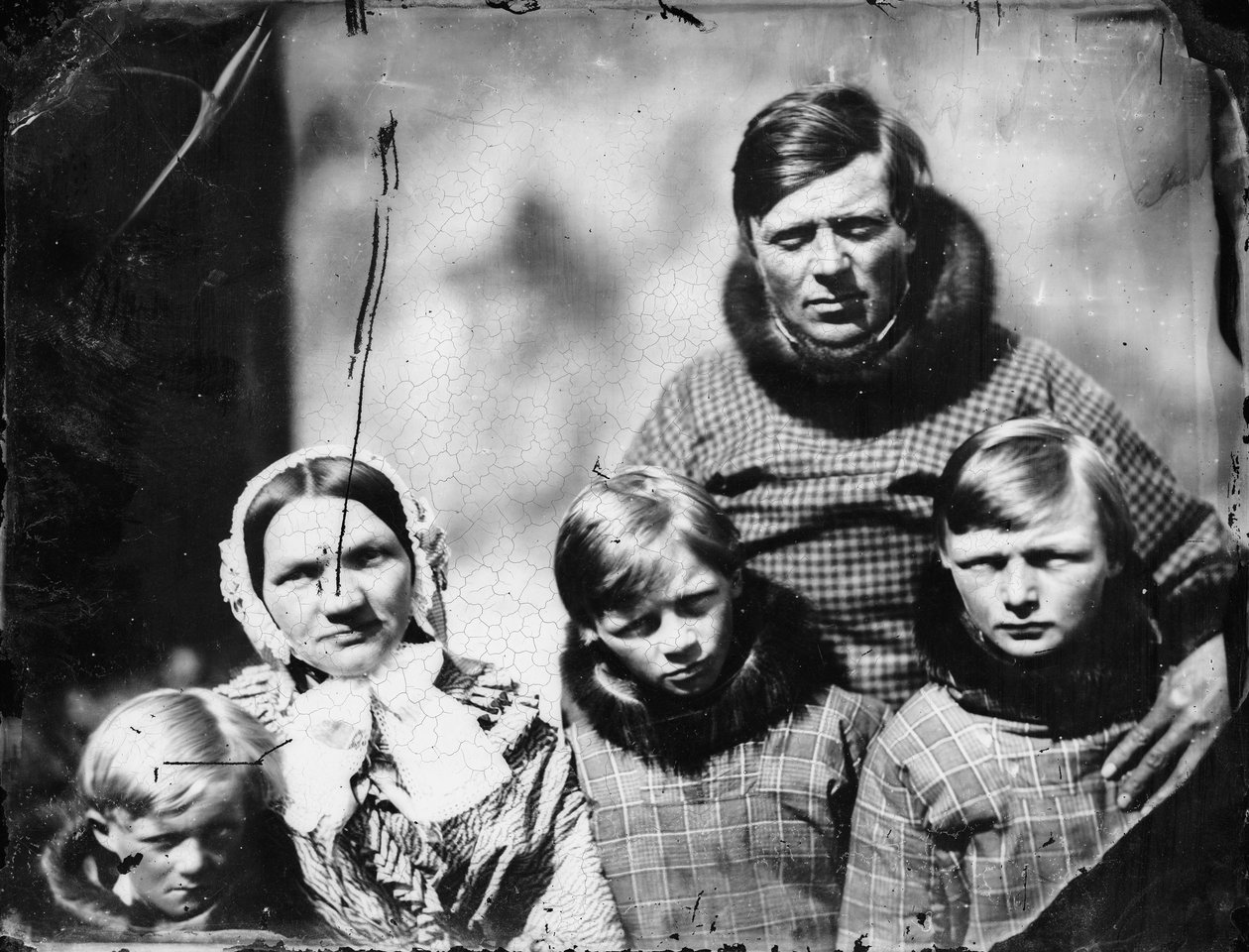Dansk embedsmand (Hans Elberg) og familie af Admiral Edward Augustus Inglefield
