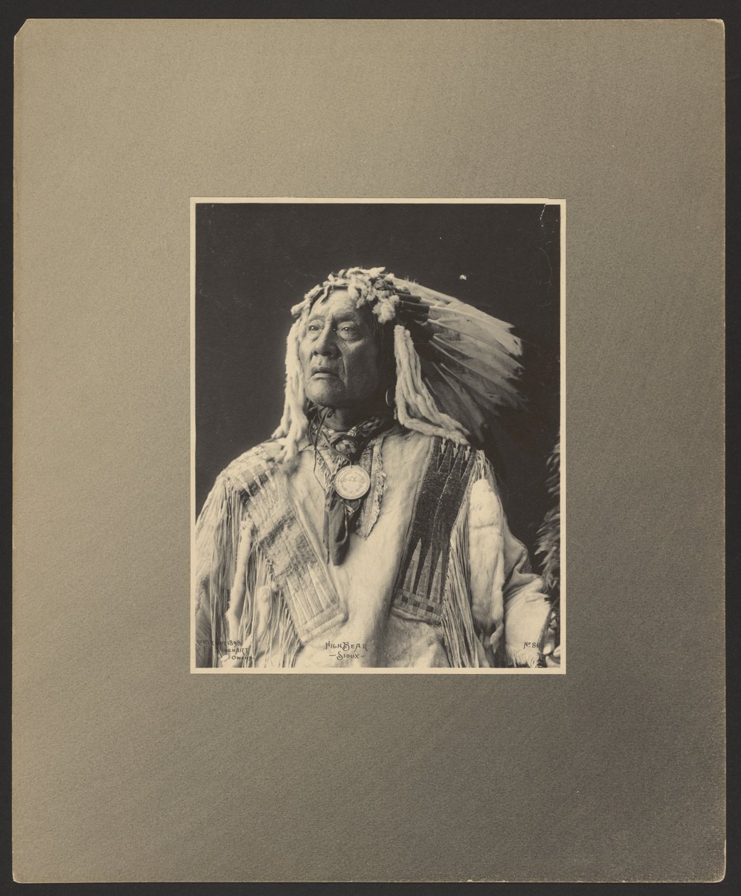 Høj bjørn, Sioux af Adolph F. Muhr