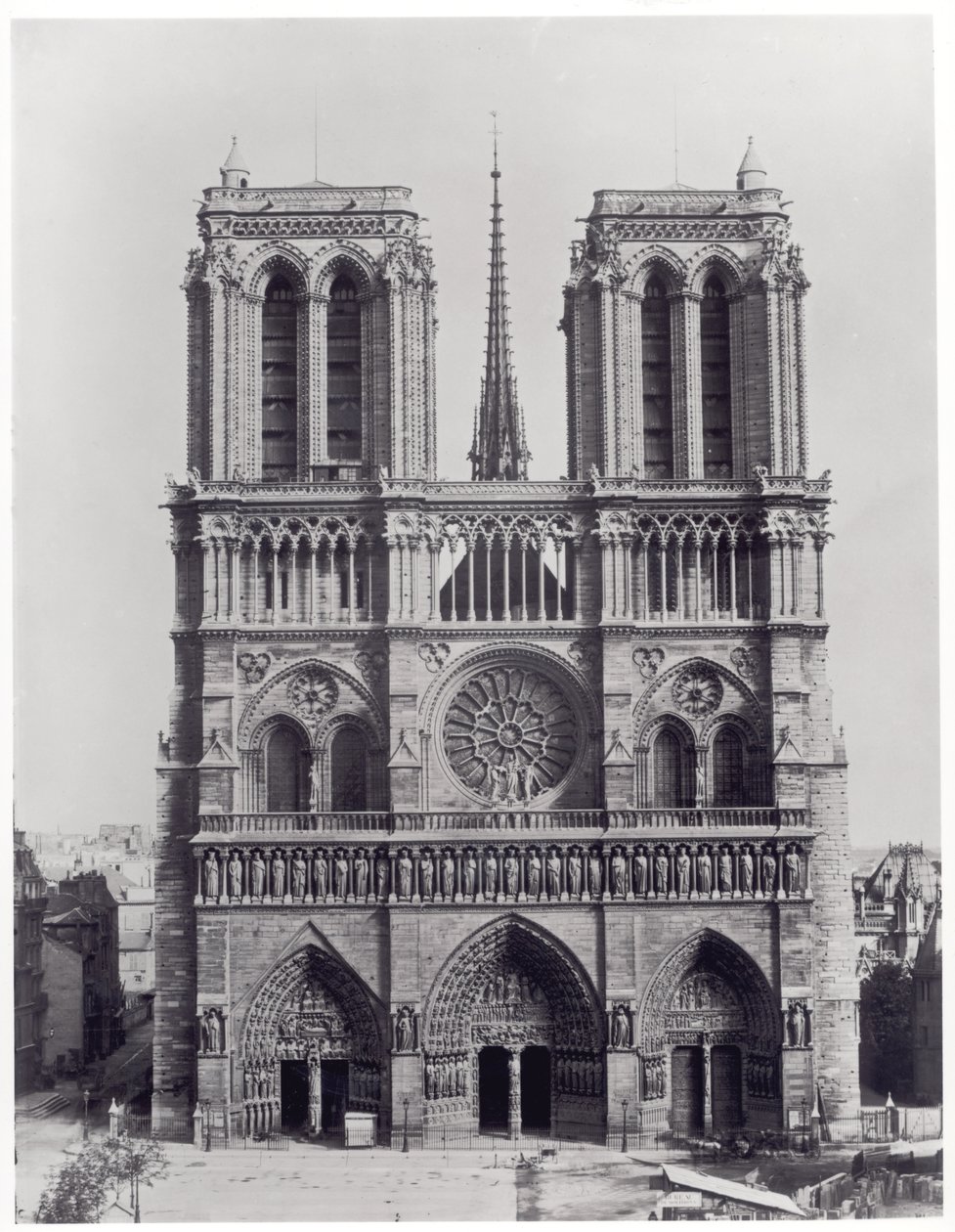 Facade af Notre-Dame, Paris, slutningen af det 19. århundrede af Adolphe Giraudon