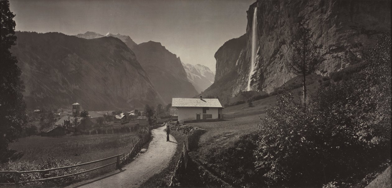 Valley of Lauterbrunnen, Schweiz fra albummet Charbons de Braun- vues prises..., ca. 1868. af Adolphe Braun