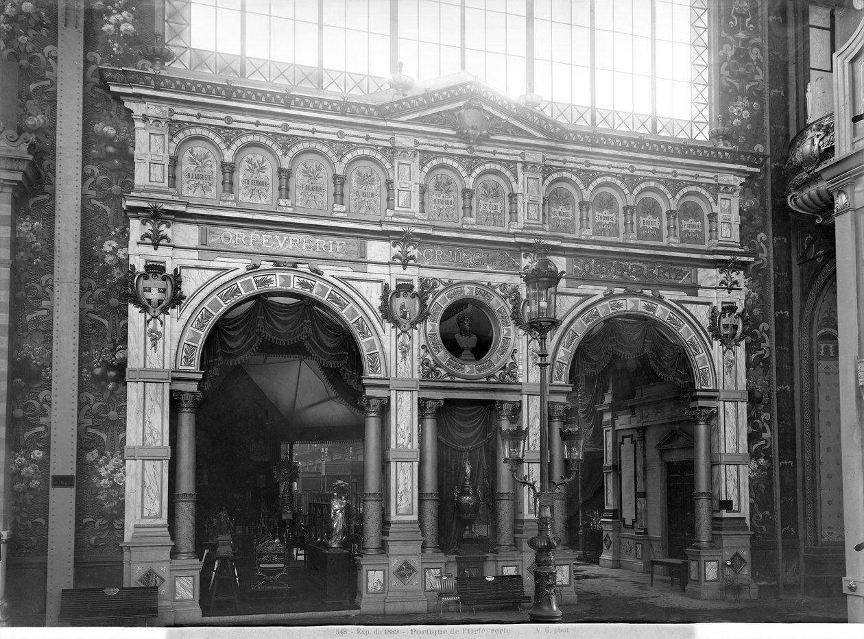 Portico af Silversmith Pavillion på Verdensudstillingen, Paris, 1889 (bw foto) af Adolphe Giraudon