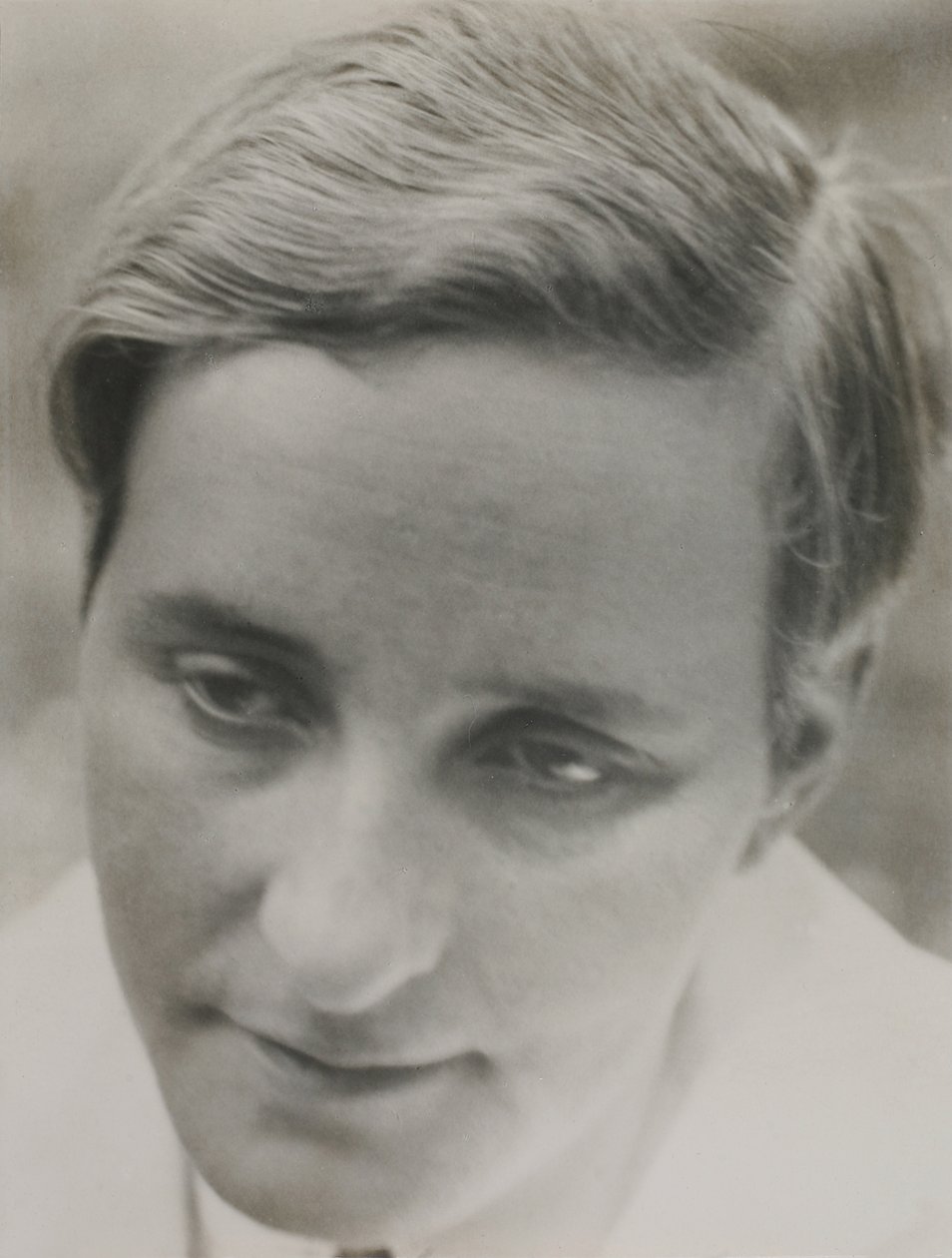 Selvportræt, ca 1931. af Aenne Biermann