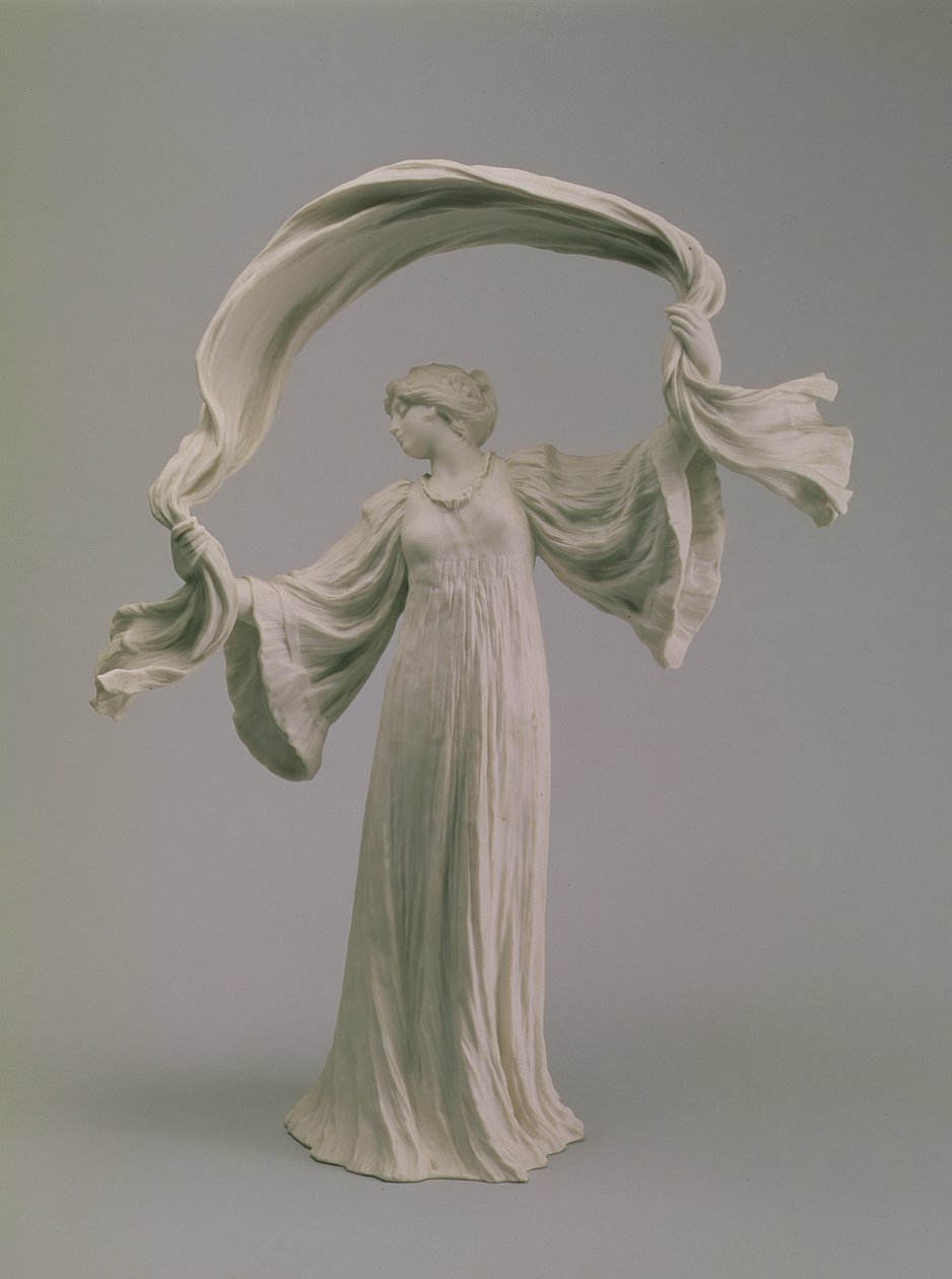 Danser med et tørklæde fra et bord i midten, Sevres, 1900 (kiks) af Agathon Leonard