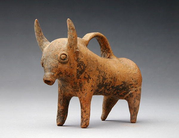 Krukke i form af en okse, ca. 1575-1400 f.Kr. (keramik) af Age Bronze