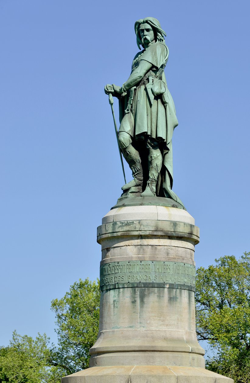 Kolossal statue af Vercingetorix (72-46 f.Kr.), gallisk leder - Skulptur af Millet Aime (1819-1891) 6,60 m høj erige i 1865 på den vestlige del af Mont Auxois (base 7 m høj af Viollet Le Duc) Alise Sainte Reine 1865 af Aime Millet