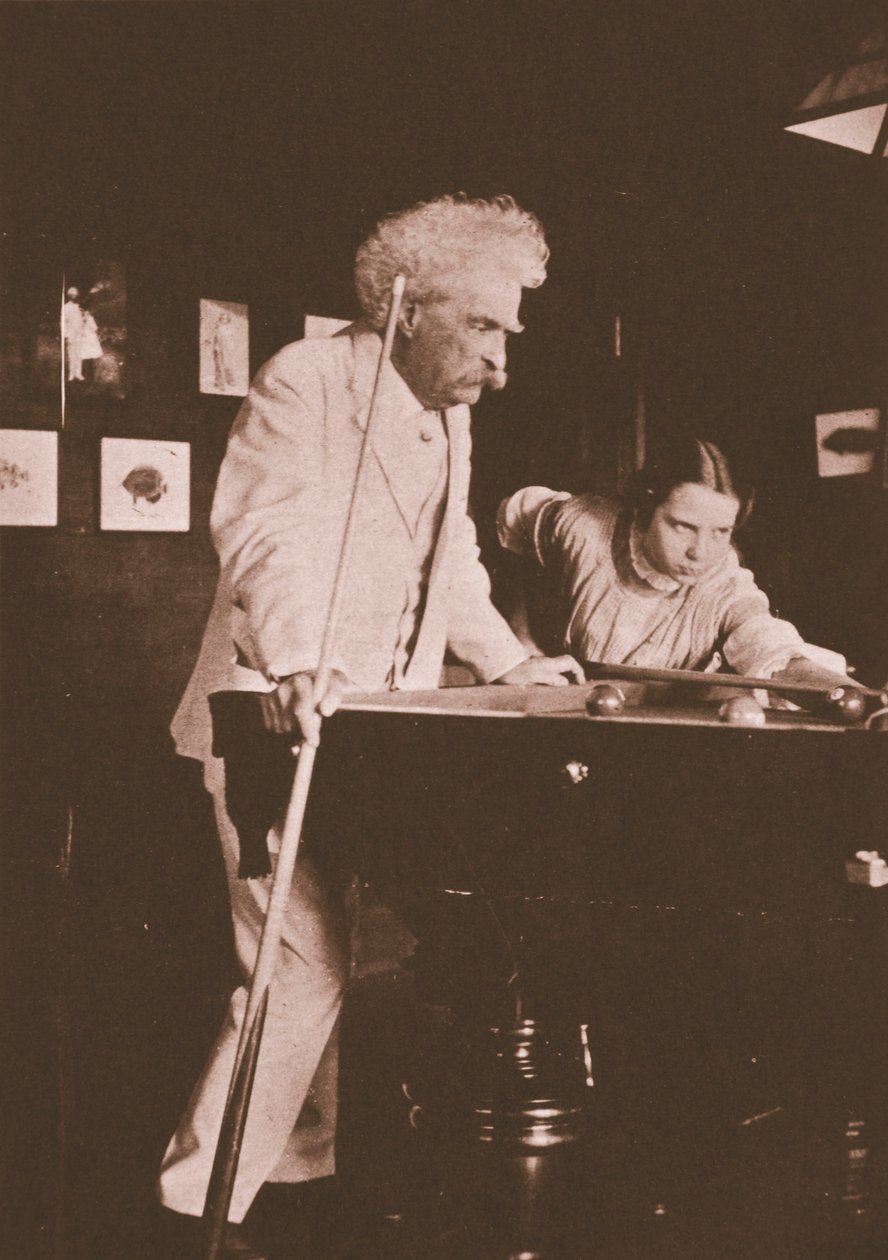 Mark Twain spiller billard med datteren til hans biograf Albert Bigelow Paine (sepia-foto) af Albert Bigelow Paine