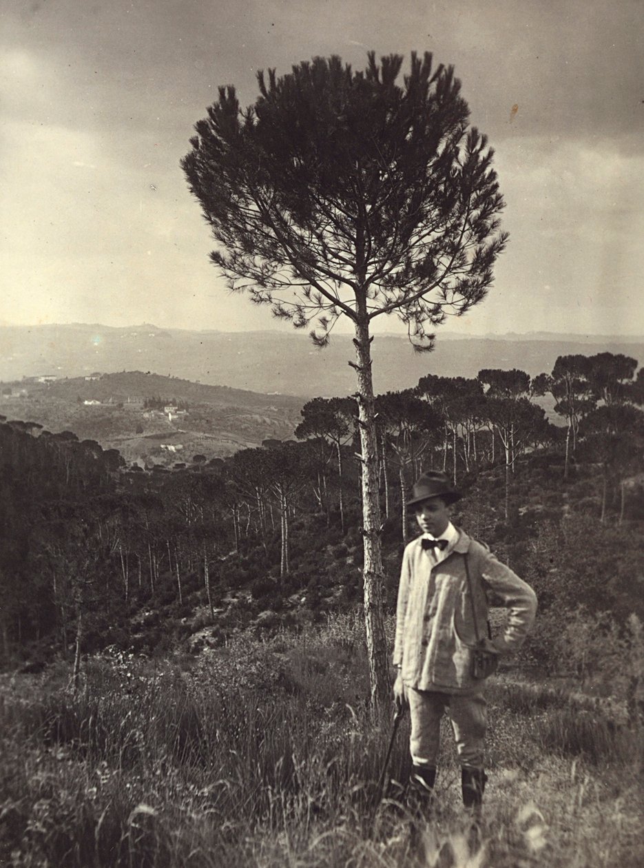 Fra albummet "Ricordi fiorentini" (Erindringer om Firenze), portræt af maleren Memo Ghini i landet, 27/08/1919 (s/h foto) af Alberto Fierli