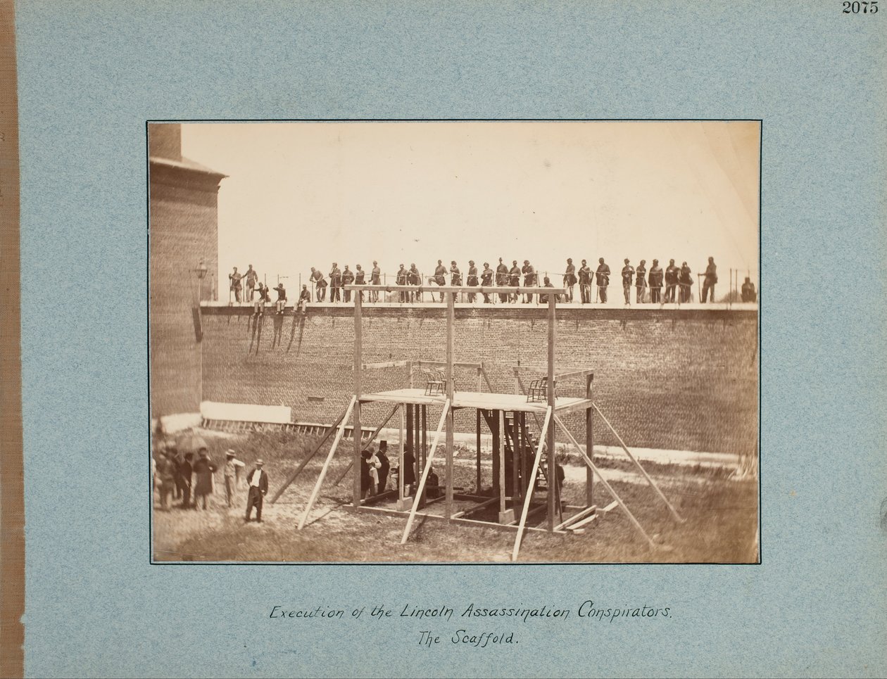 Henrettelse af Lincoln Assassination Conspirators. Stilladset. af Alexander Gardner