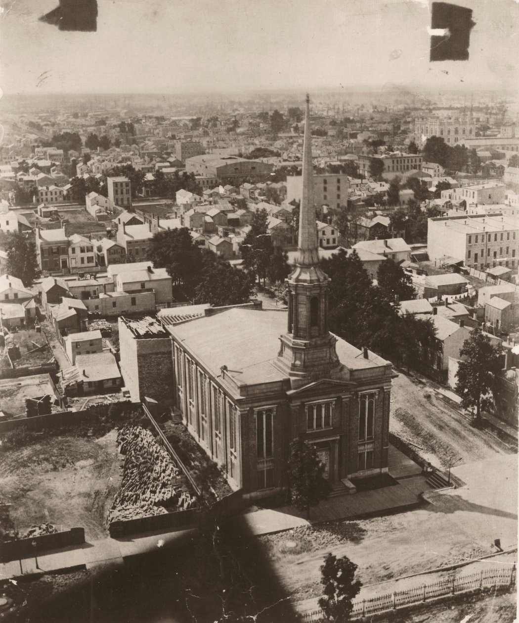 Udsigt sydvest fra kuppelen på retsbygningen i Chicago, 1858 af Alexander Hesler