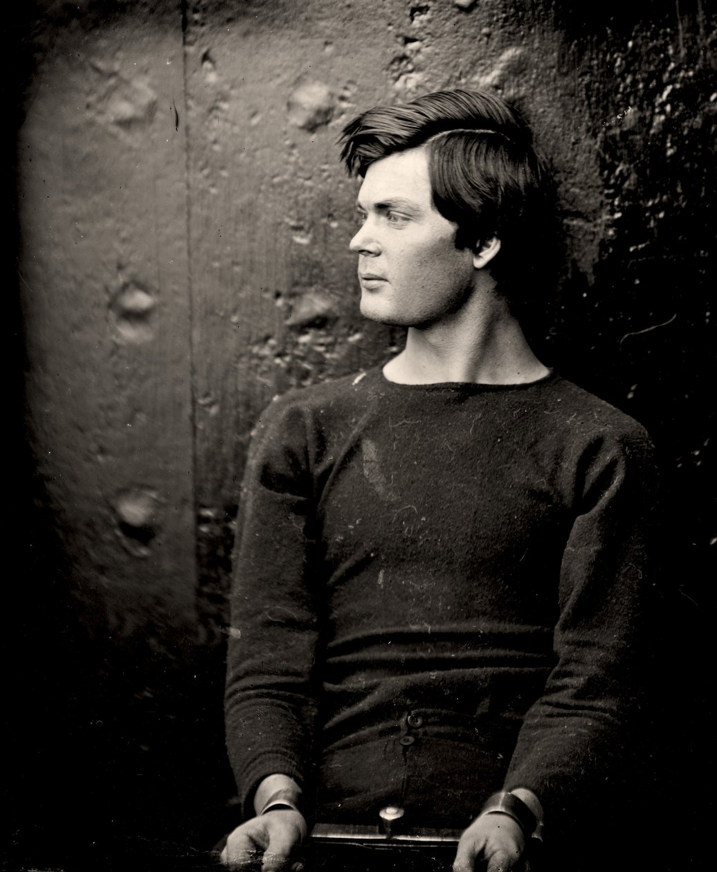 Lewis Powell i håndledsjern ombord på USS Saugus, 1865 af Alexander Gardner