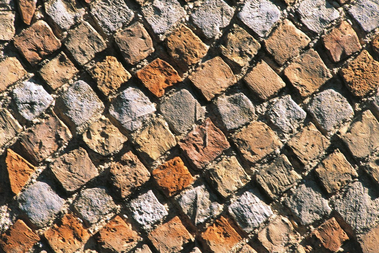 Nærbillede af et opus reticulatum gulv. Civitella akropolis, Italien, Abruzzo-regionen, Chieti af Nicolas Toussaint Charlet