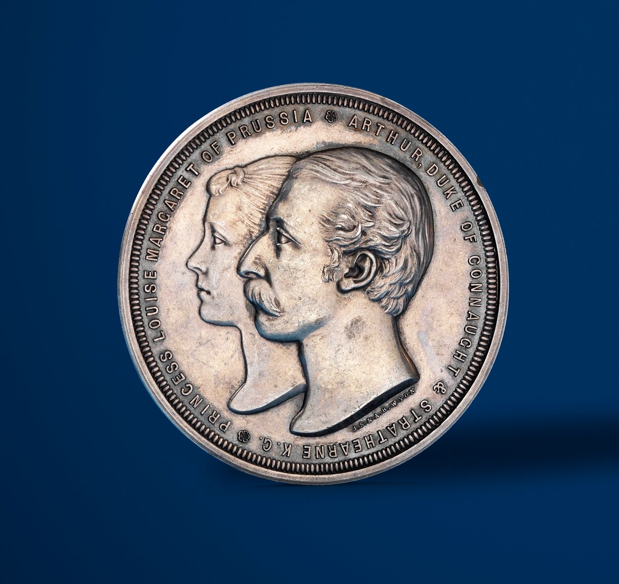 Medalje til minde om ægteskabet mellem hertugen af Connaught og prinsesse Louise af Preussen, 1879 (forsiden af 419674) af Alfred and Wyon, Joseph Shephard Wyon