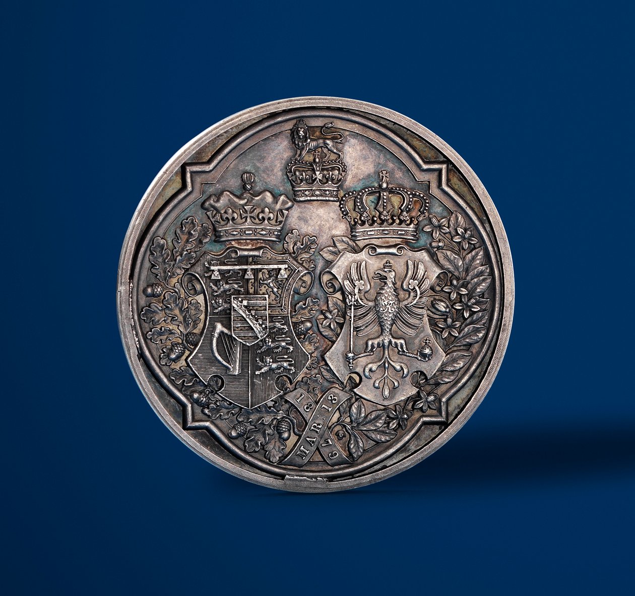 Medalje til minde om ægteskabet mellem hertugen af Connaught og prinsesse Louise af Preussen, 1879 (modsat 419672) af Alfred and Wyon, Joseph Shephard Wyon