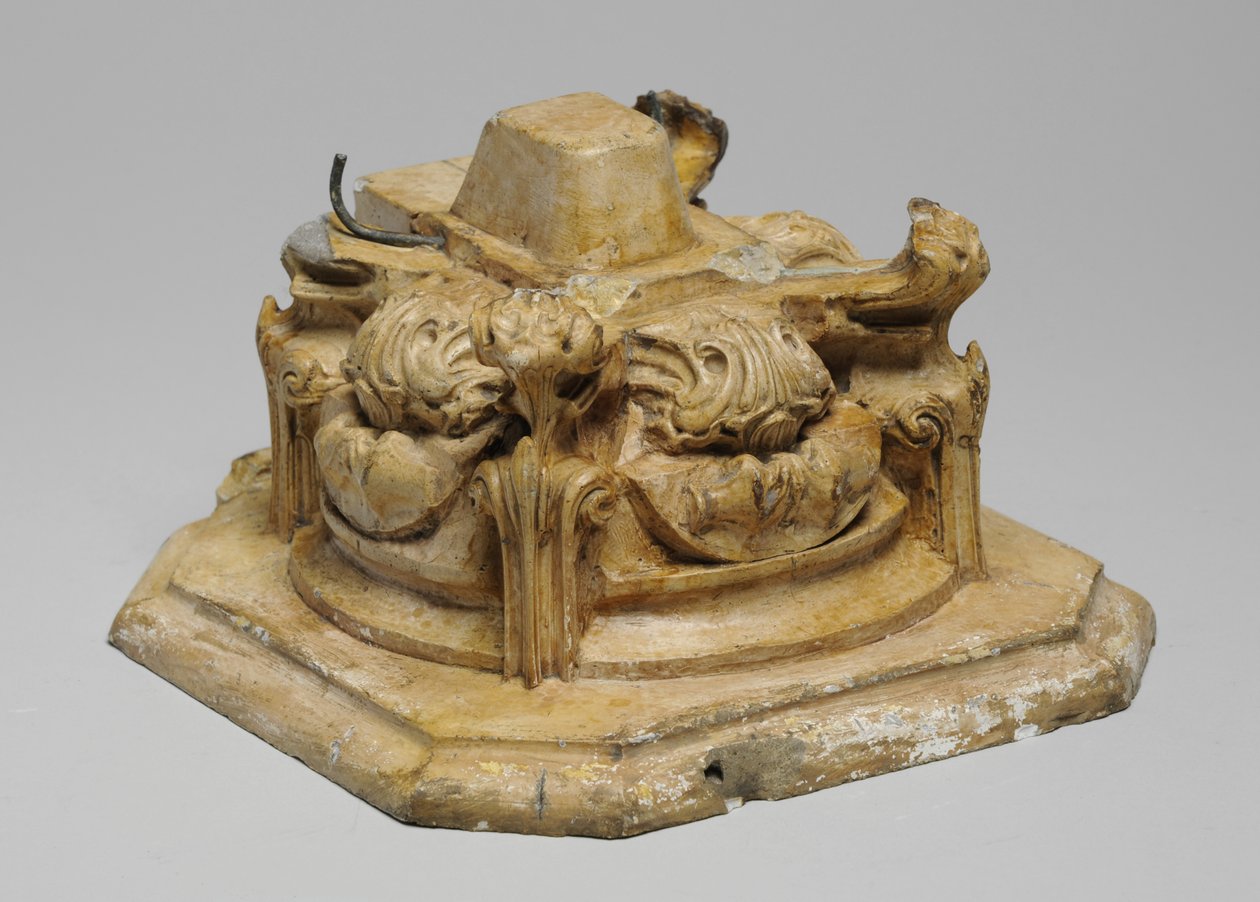 En af 9 maquetter til Sam Wilson Chimneypiece, ca. 1908-14 (gips & shellak) af Alfred Gilbert