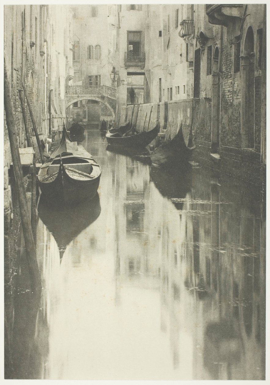 En venetiansk kanal af Alfred Stieglitz