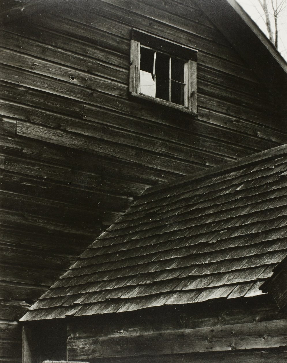 Barn, Lake George af Alfred Stieglitz