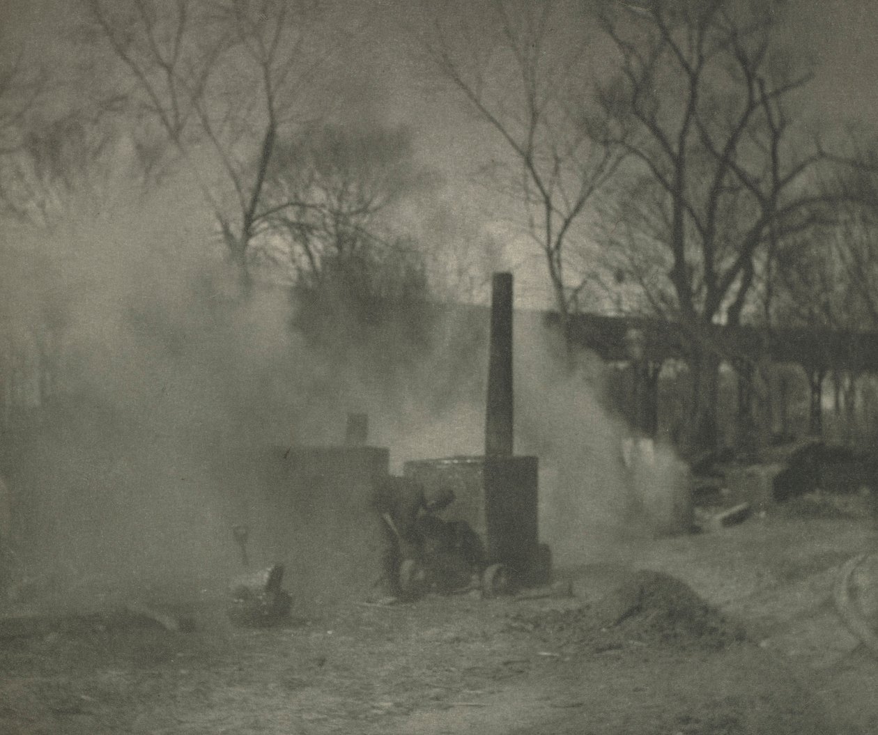 Kameraarbejde: Asfaltudlæggeren, New York, 1892. af Alfred Stieglitz