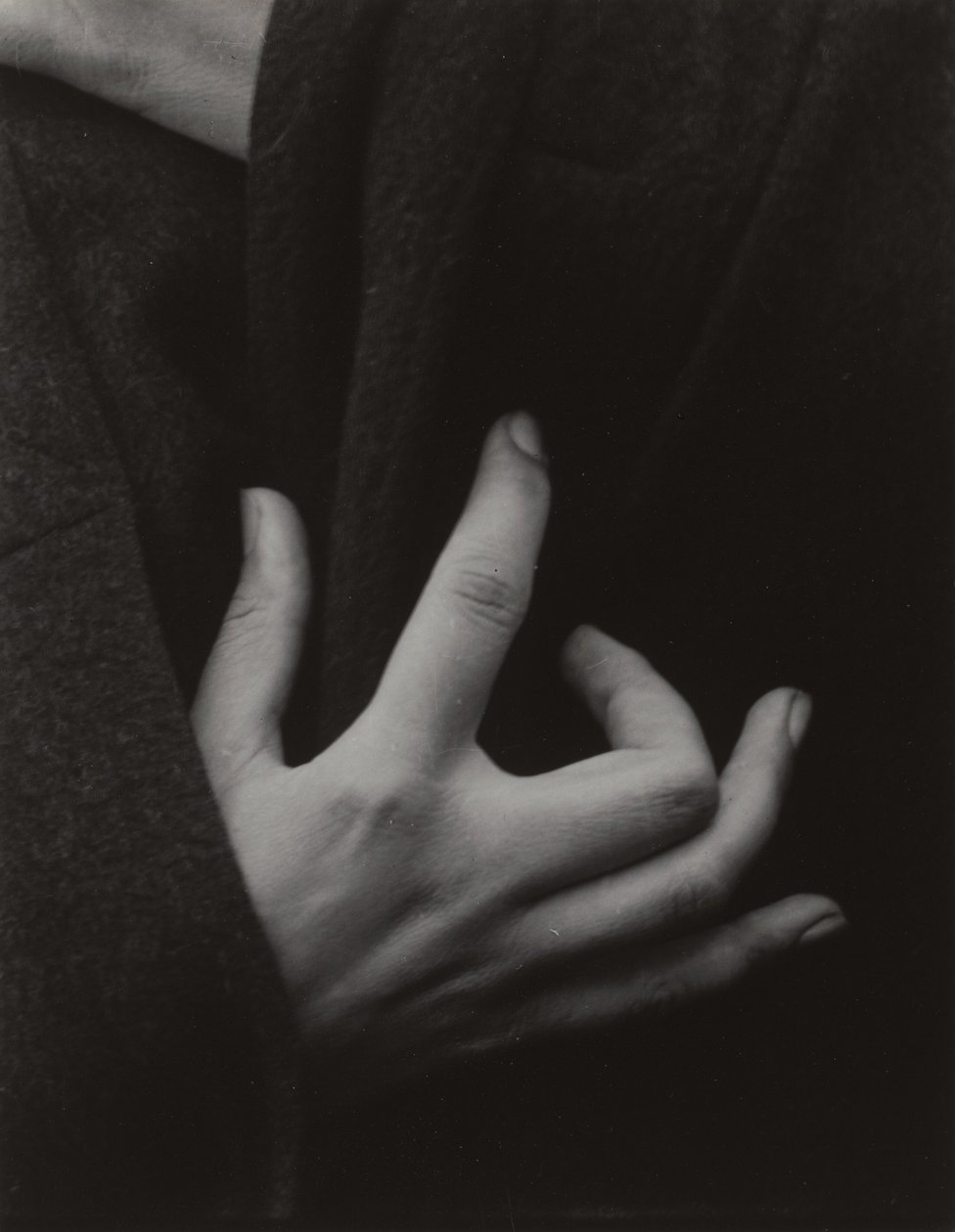 Georgia O’Keeffe – Hænder af Alfred Stieglitz