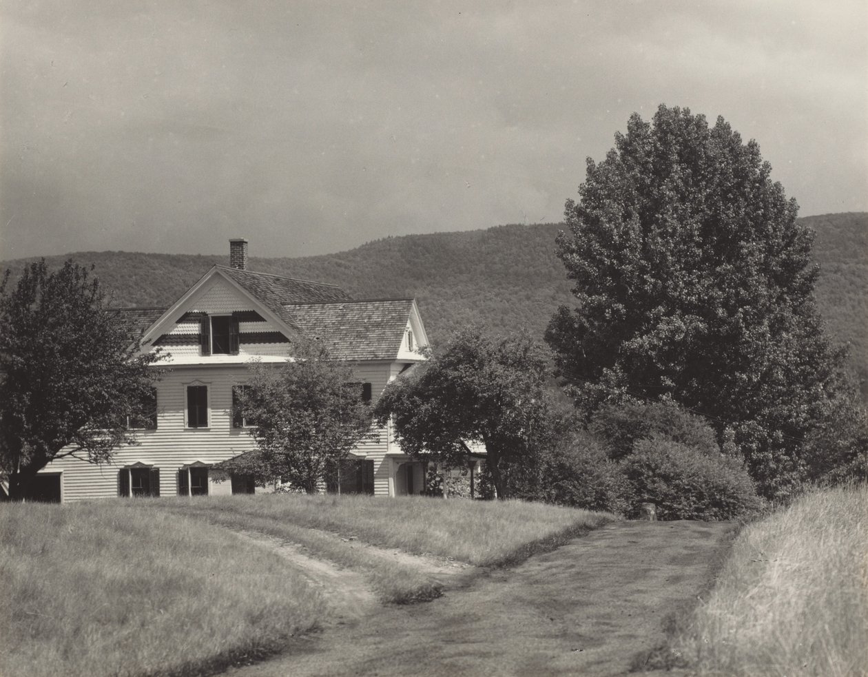 Huset på bakken af Alfred Stieglitz