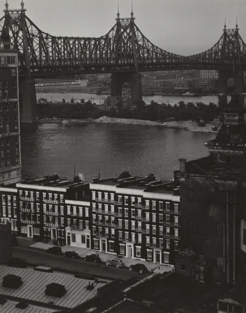 New York set fra 405 E 54th Street af Alfred Stieglitz