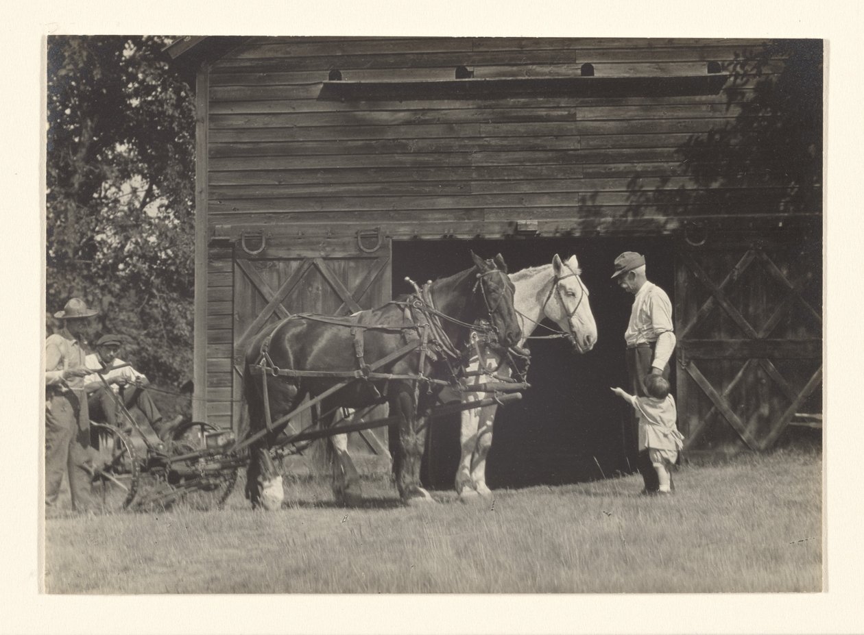 [Yvonne Boursault, Fred Varnum og to uidentificerede mænd, Lake George] af Alfred Stieglitz
