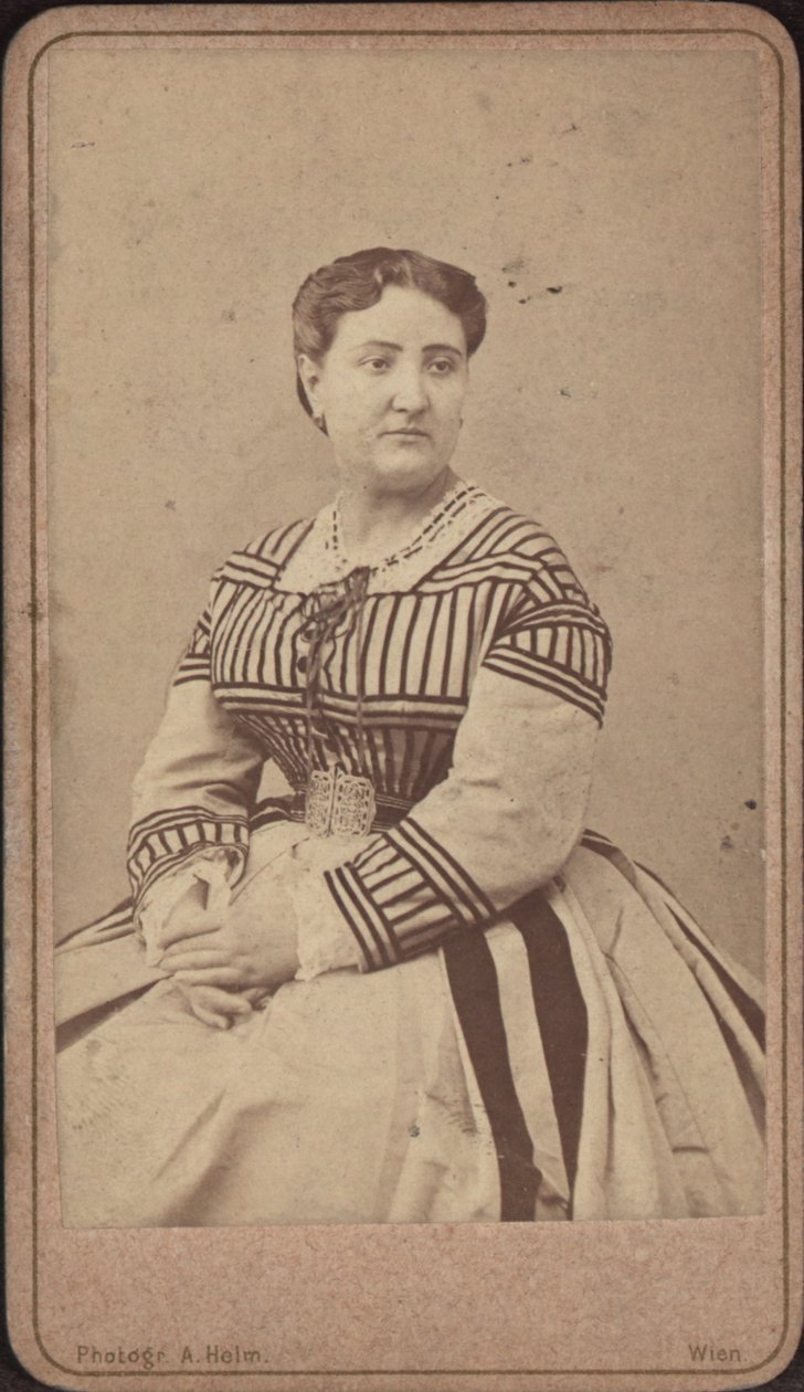 Portræt af operasangeren Carlotta Patti 1835-1889. af Amand Helm