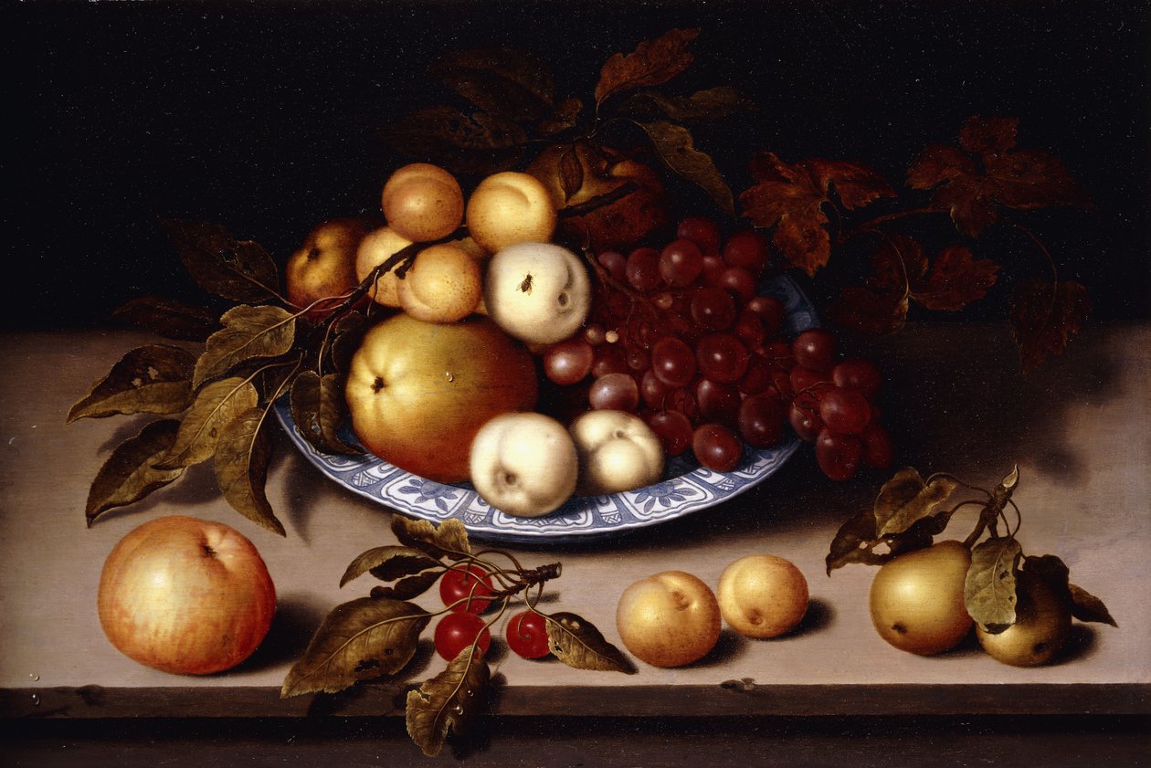 Fersken, æbler, abrikoser og druer i en Wanli Kraak porcelænsskål med kirsebær, pærer, abrikoser og et æble på en afsats, af Ambrosius the Elder Bosschaert