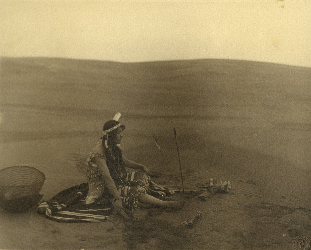 En siddende indiansk kvinde af American Photographer