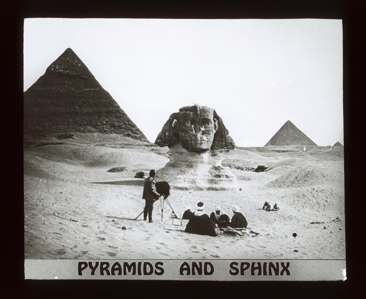 Gizeh - Pyramider og sfinx (lanternerutsjebane) af American Photographer