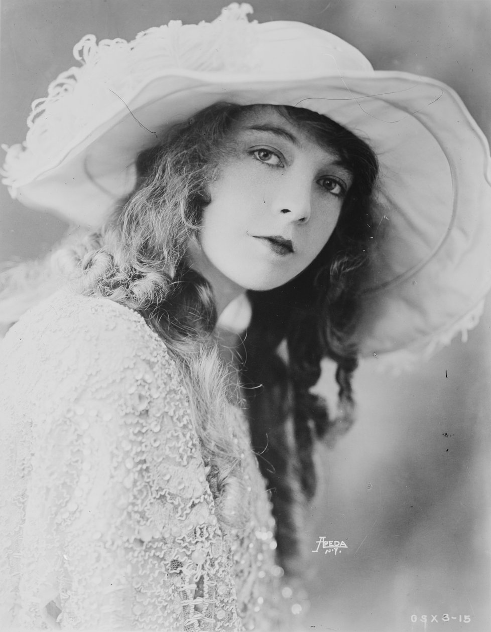 Lillian Gish, 1921 af American Photographer