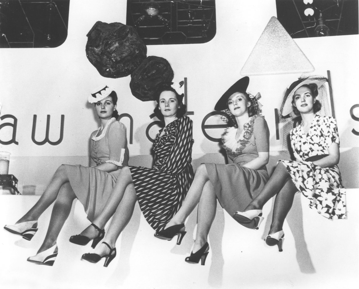 Nylon reklamefoto, New York Worlds Fair, 1939 af American Photographer