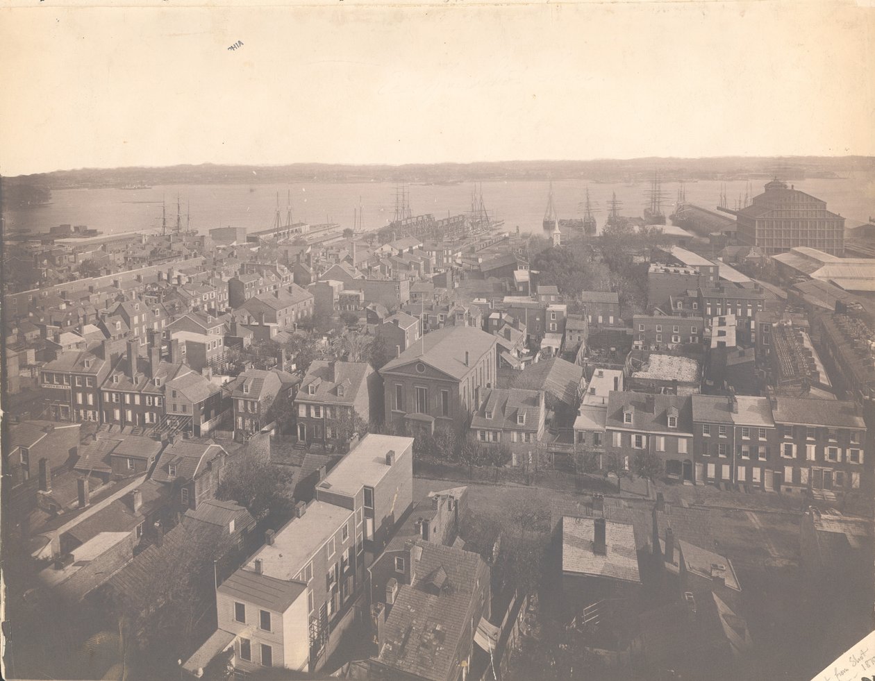 Panorama af Philadelphia, østudsigt - øst fra skudtårnet, 1870 (albumin print) af American Photographer