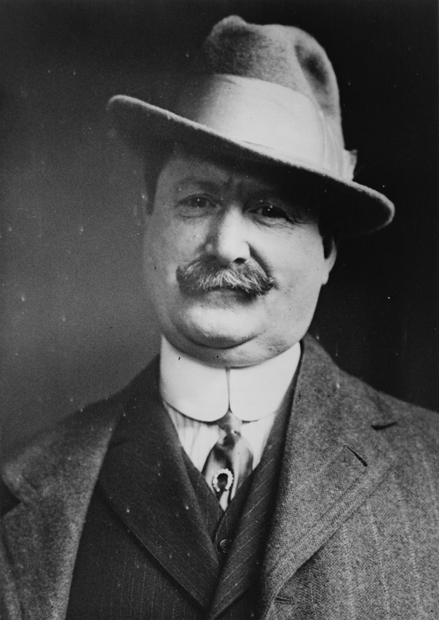 William J. Burns, 1927 af American Photographer