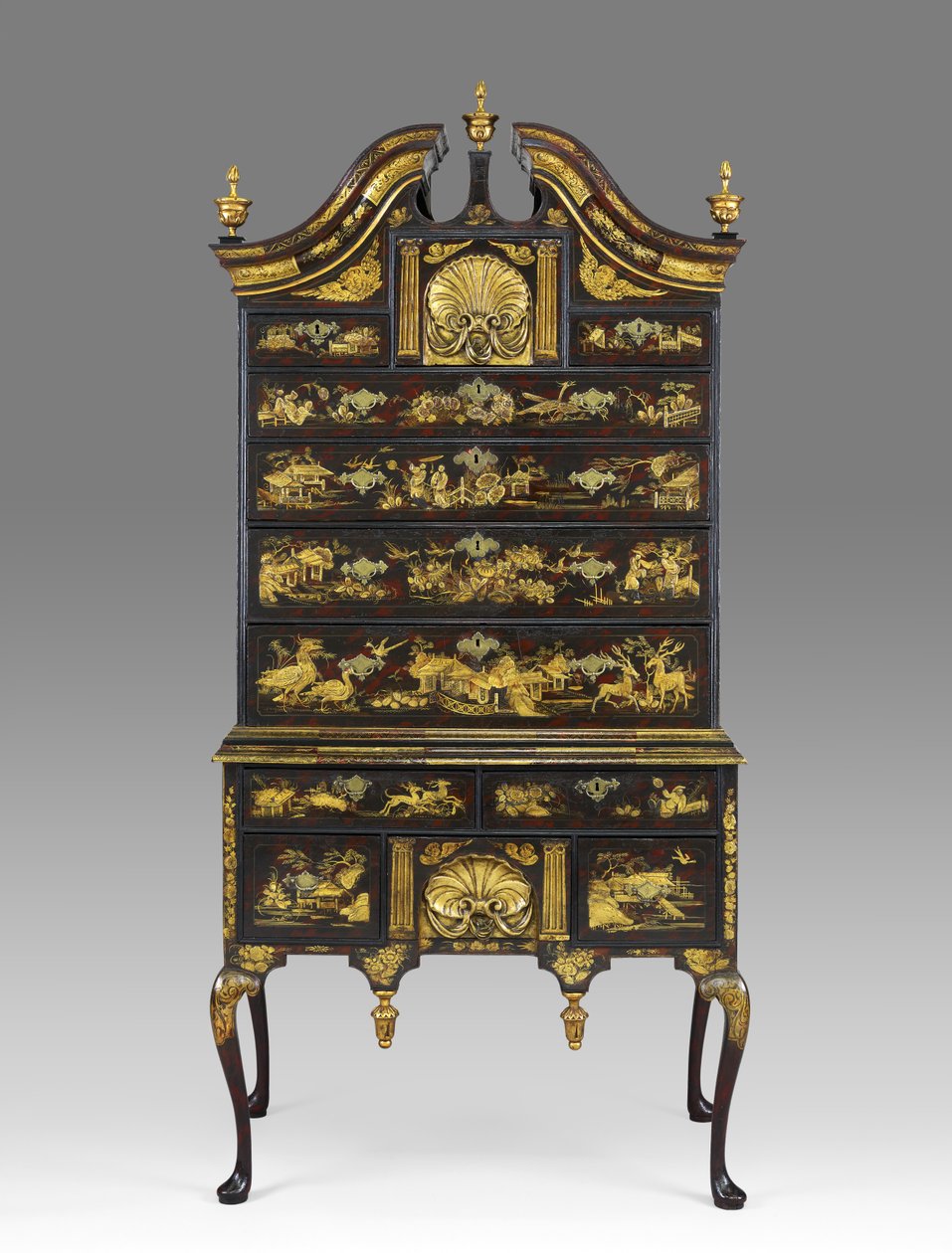 Høj kommode fra Boston, Massachusetts, 1730-60 (blød ahorn og østligt hvidt fyrretræ) af American School