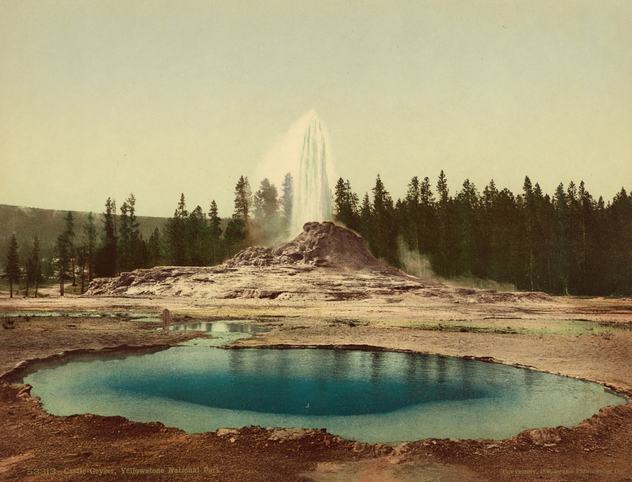 Castle Geyser, Yellowstone National Park, ca. 1898 (fotokrom) af American Photographer