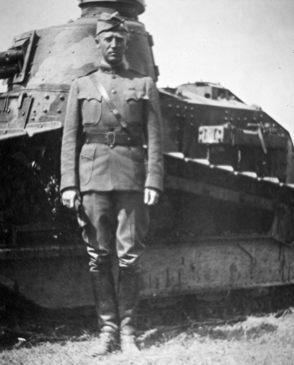Oberst George S. Patton Jr af American Photographer