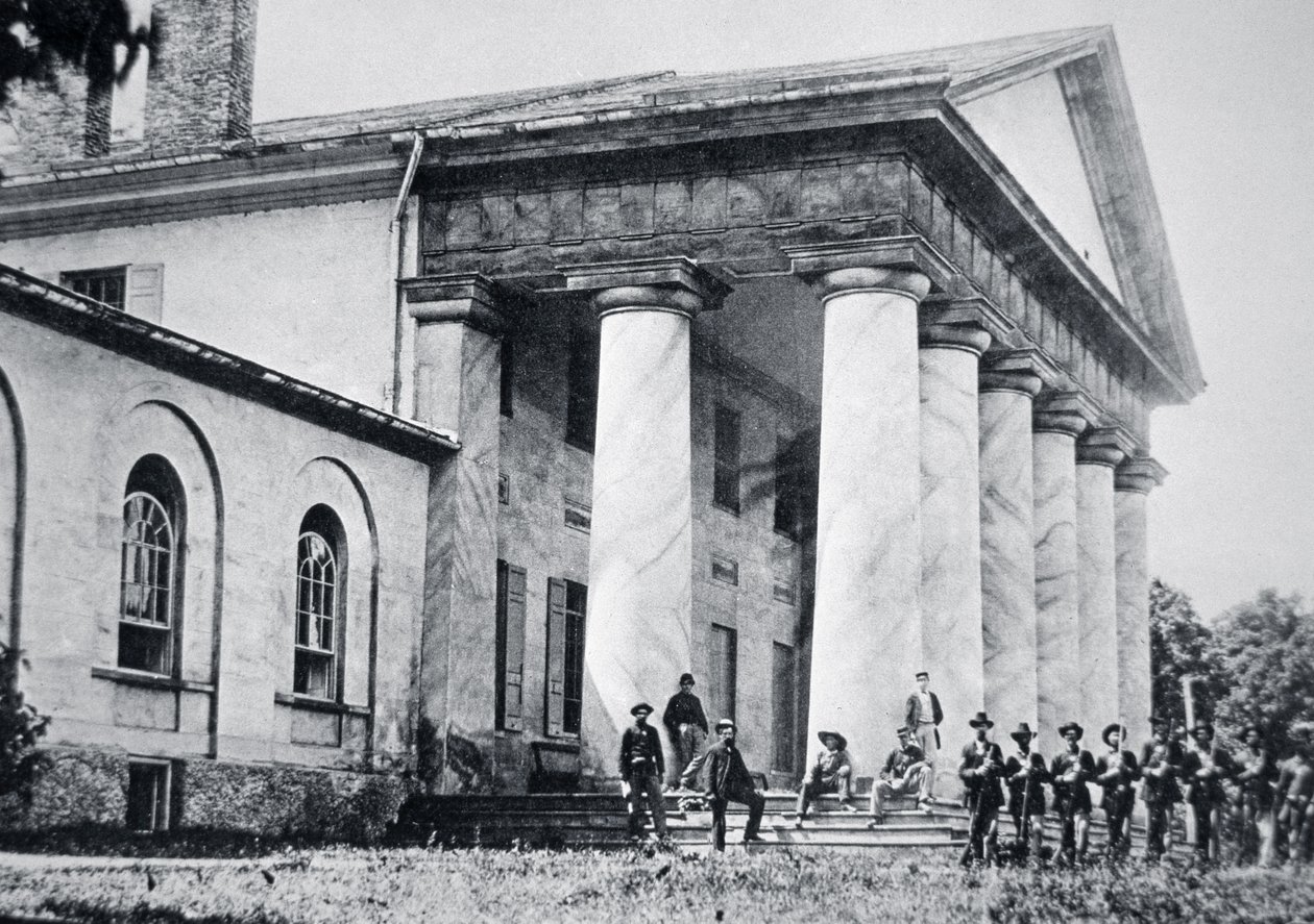Føderale tropper besætter Robert E. Lees palæ, Arlington House (s/h-billede) af American Photographer