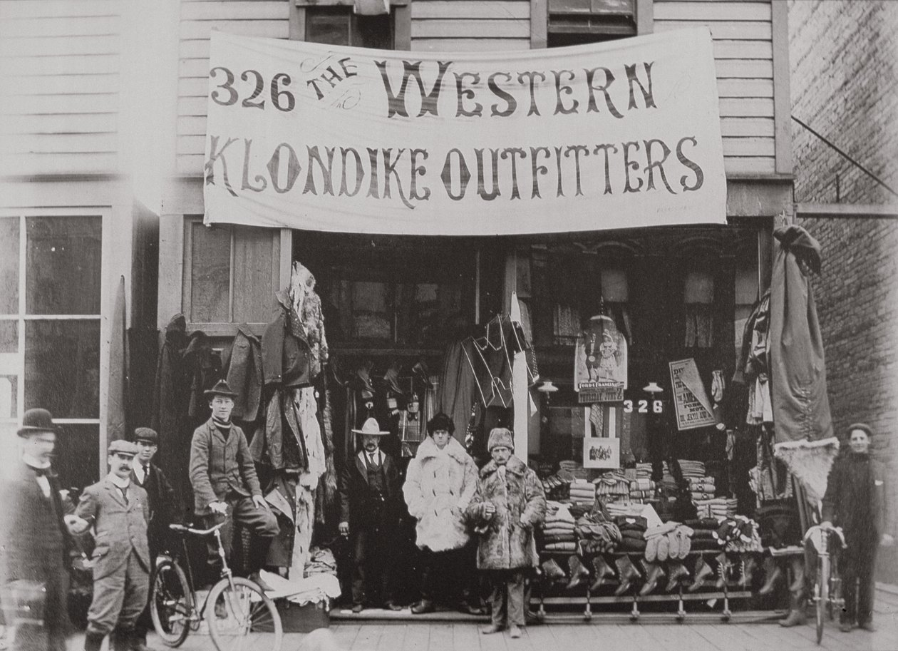 Klondike Outfitters butik, Cordova Street, Vancouver 1897 (s/h foto) af American Photographer