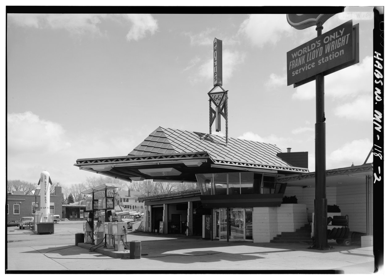Lindholm Oil Company Service Station, Cloquet, Minnesota (s/h-billede) af American Photographer