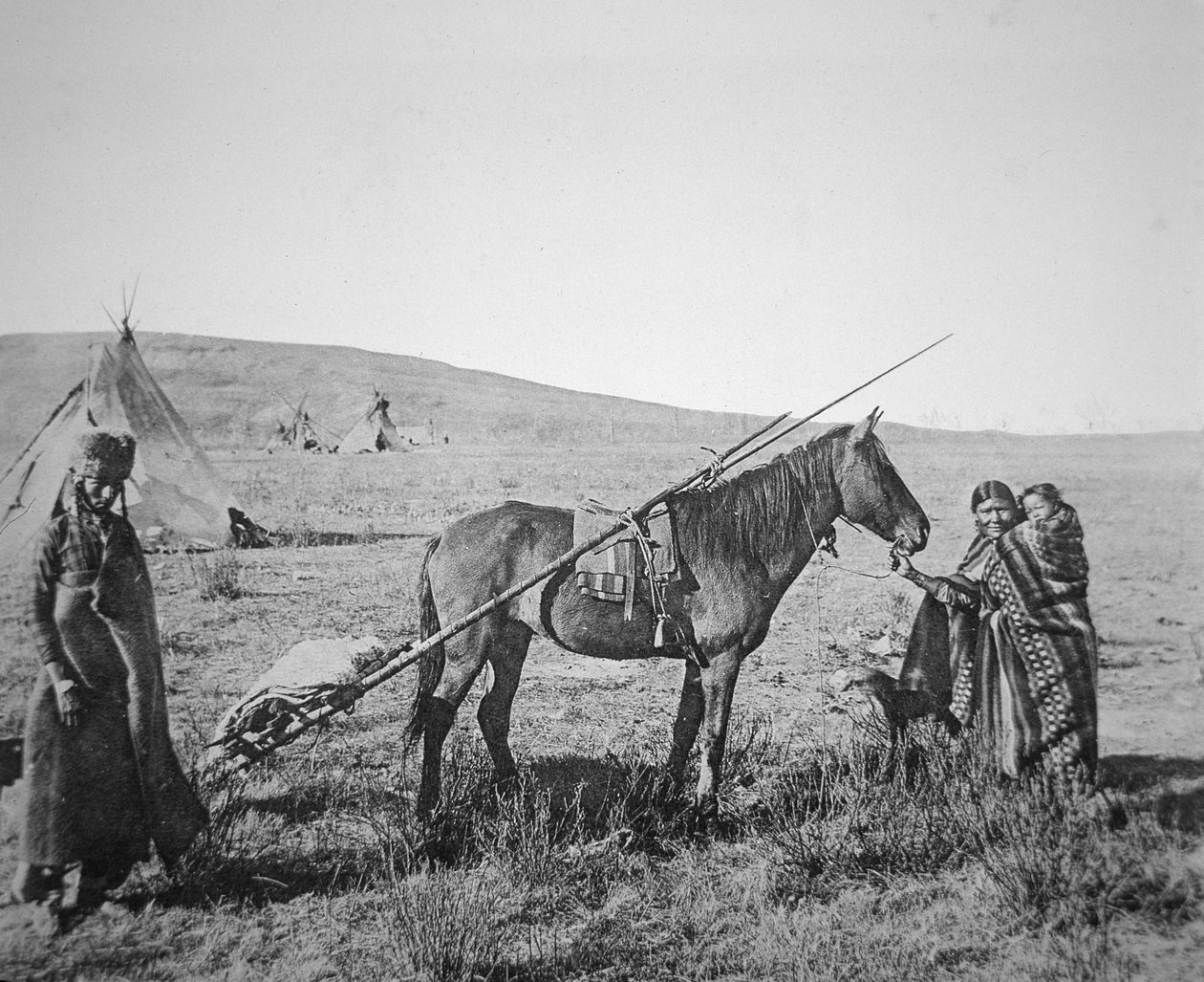 Native American Cree-folk i det vestlige Canada, ca. 1890 (s/h-foto) af American Photographer