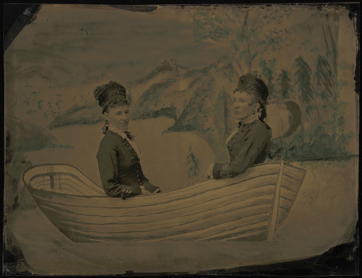 Portræt af to kvinder i en båd,1880