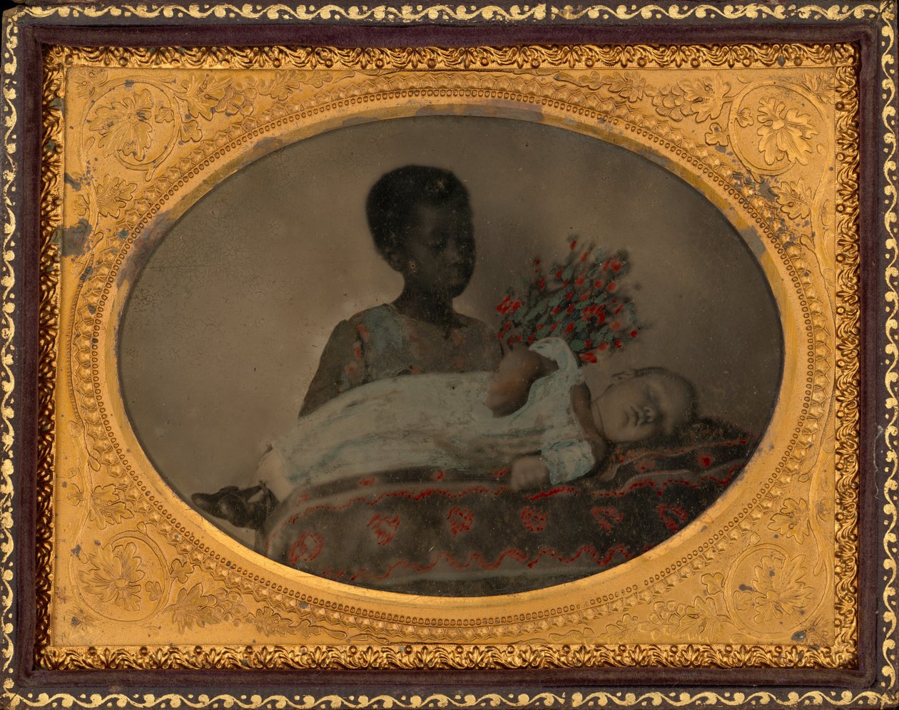 Portræt af en pige og et postmortalt barn,ca. 1860 (foto) af American Photographer