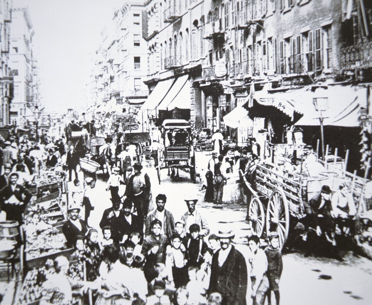 Gademarked i Mulberry Street, Lower East Side, New York City af American Photographer