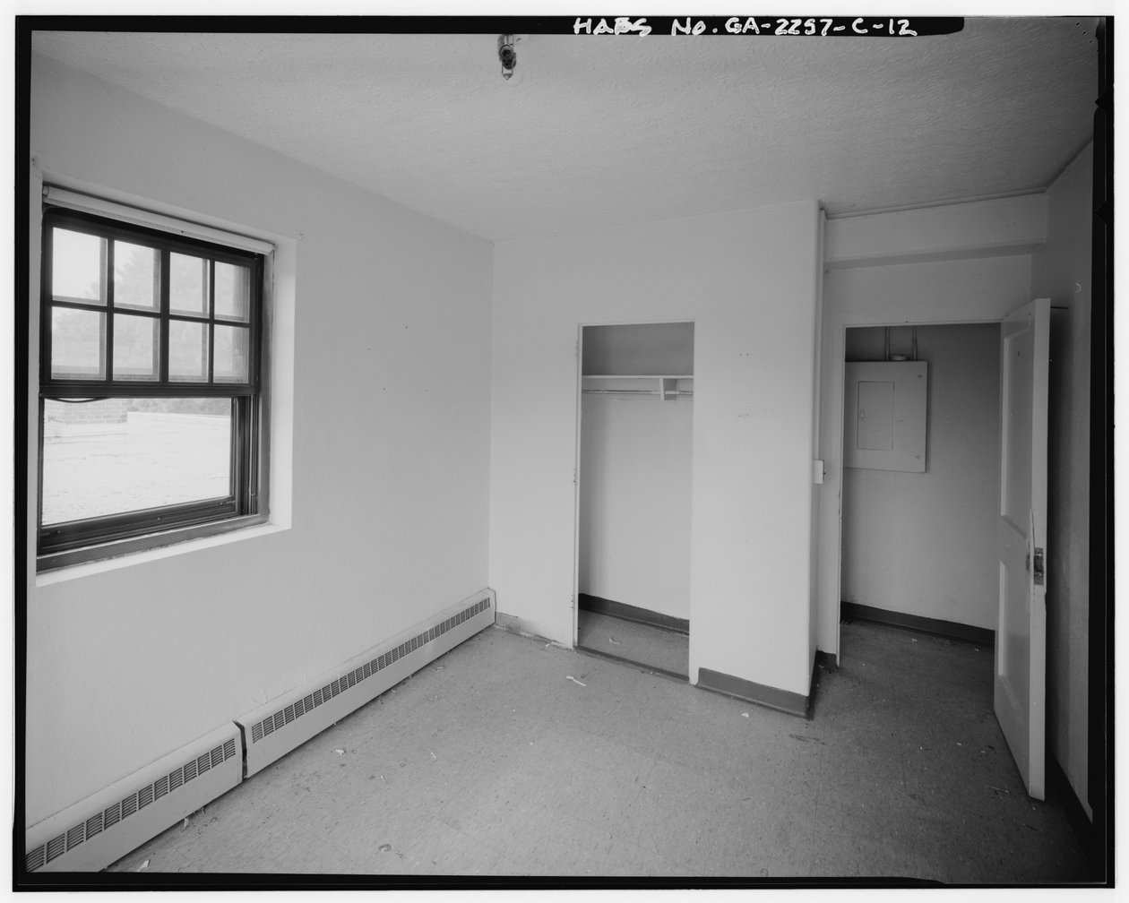 Techwood Homes, Building No. 1, 575-579 Techwood Drive, Atlanta, Fulton County, GA (s/h-billede) af American Photographer